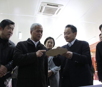 九江市委書記楊偉東蒞臨仙客來公司調(diào)研